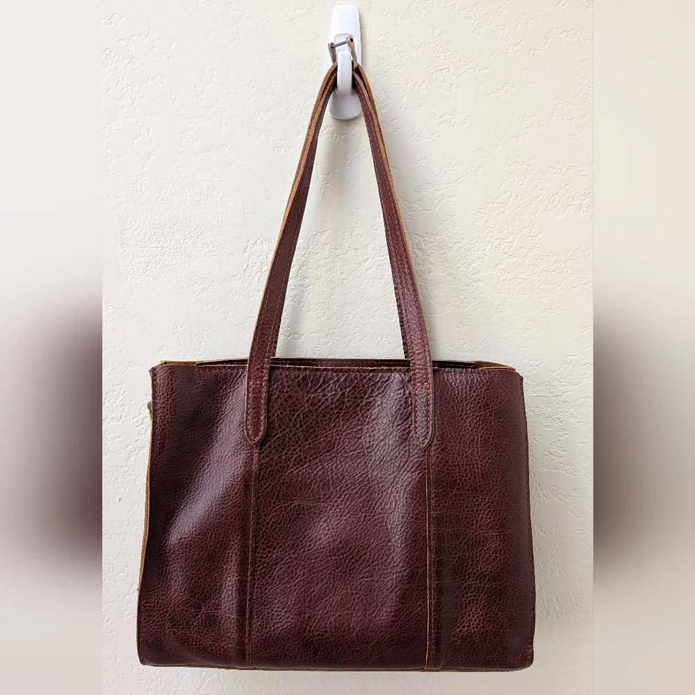 Cinnamon Bear E/W Lola Crossbody Bag - Picture 2 of 7